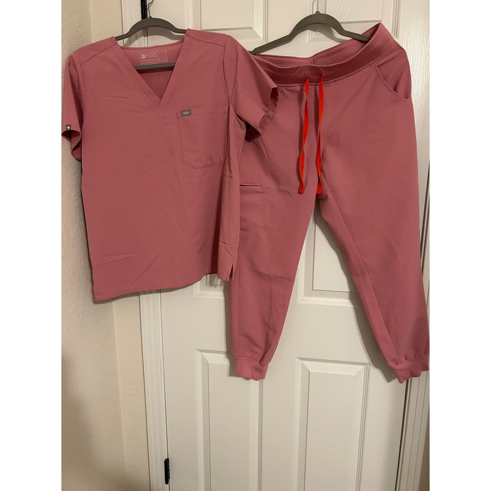 FIGS Mauve Pink Scrub Set Casala V-Neck Top Medium Zamorra Jogger Pants M Petite